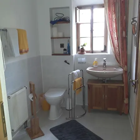 Apartment Gaestezimmer - Fuhrhalterei Maul Breuberg
