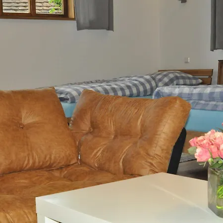 Gaestezimmer - Fuhrhalterei Maul Apartment *