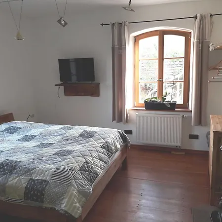 Gaestezimmer - Fuhrhalterei Maul *