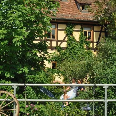 Apartment Gaestezimmer - Fuhrhalterei Maul