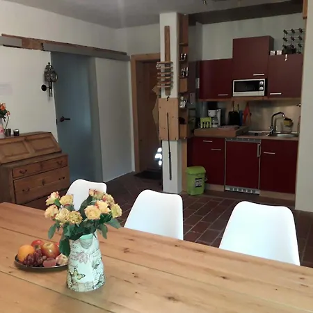Gaestezimmer - Fuhrhalterei Maul Apartment *