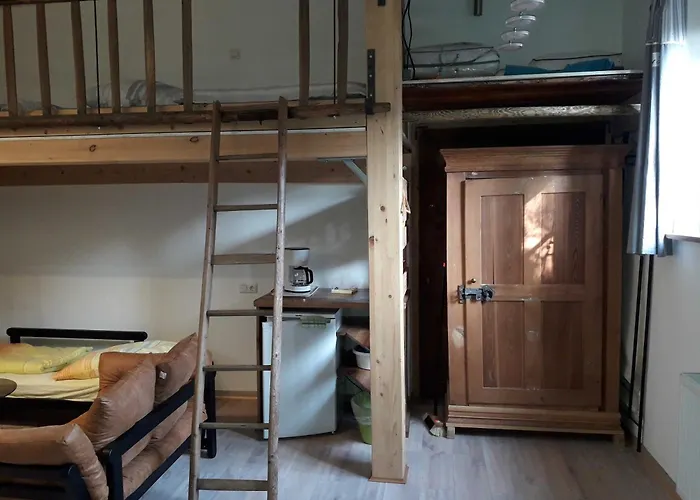 Gaestezimmer - Fuhrhalterei Maul アパート *